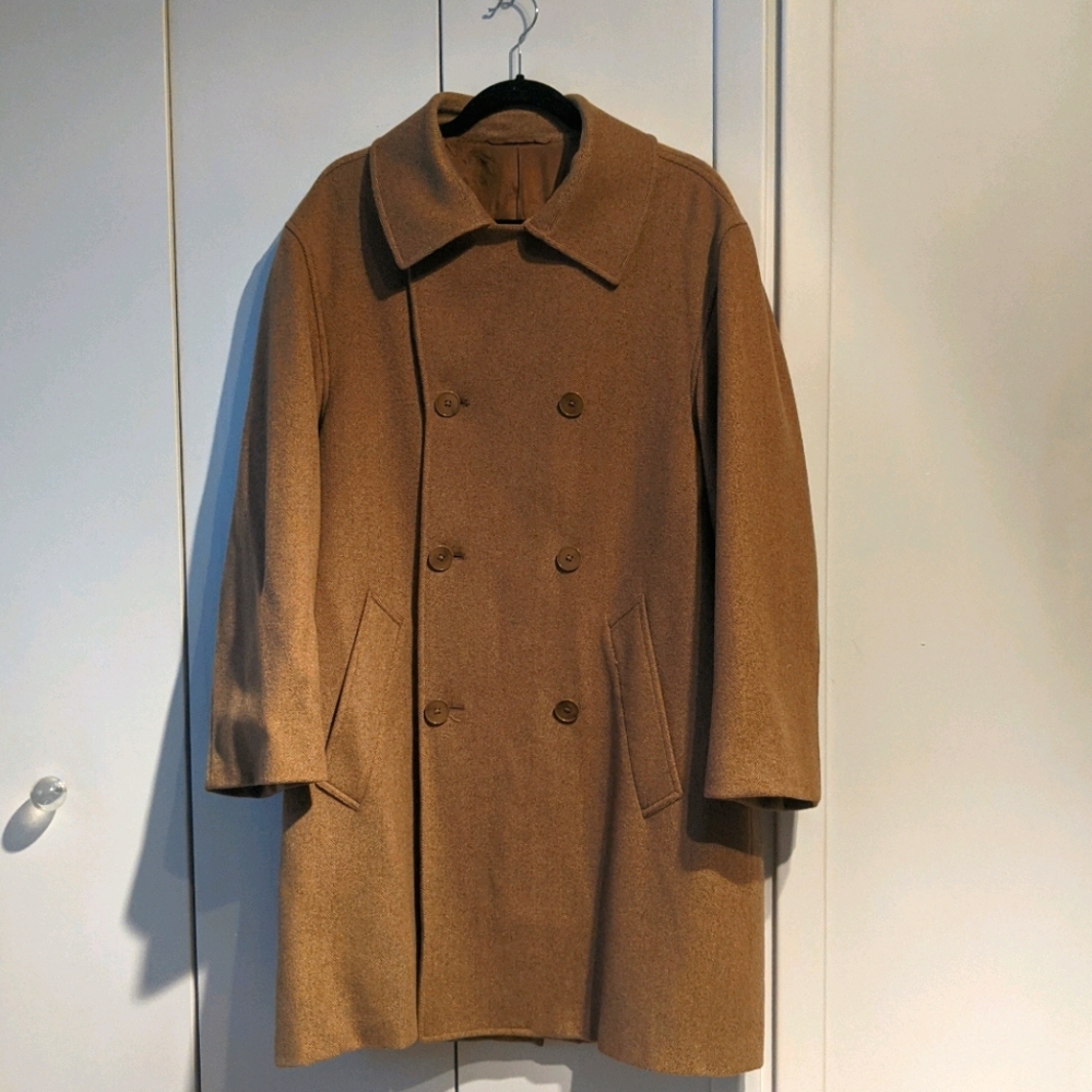 Tan Hickey Freeman Trench